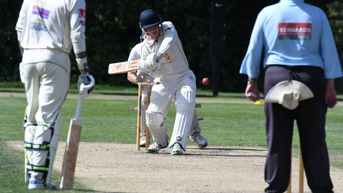 All the action from Kinross Main Oval on Saturday. Photos by JUDE KEOGH. 