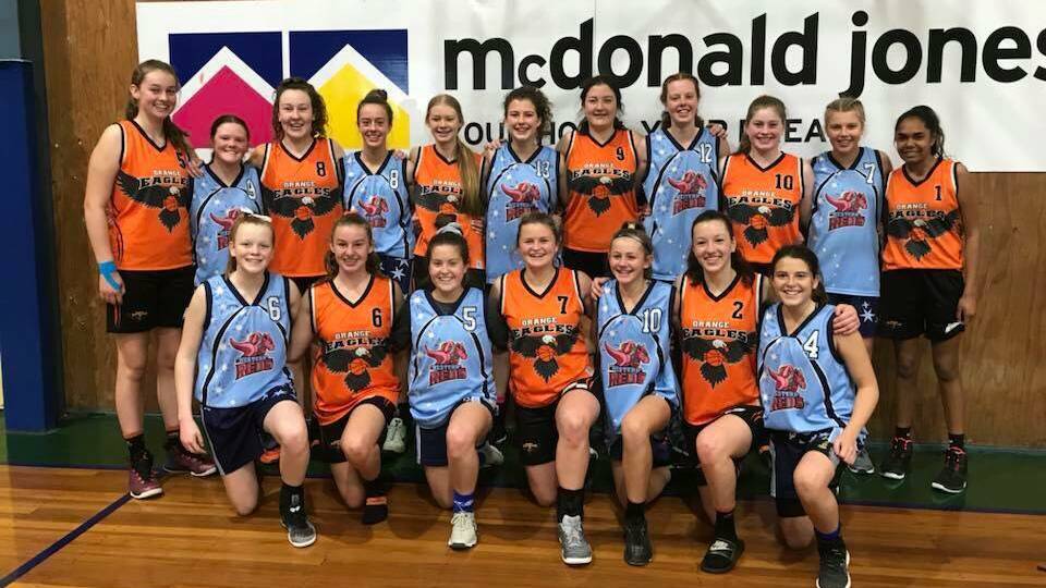 TOGETHER: The under 16 girls Western Reds and Orange Eagles sides togetherafter the Country Championships League. Photo: SUPPLIED. 