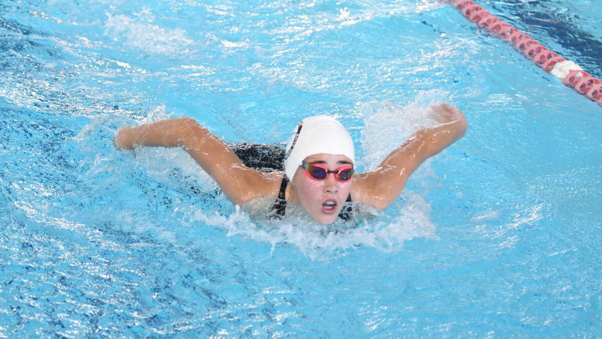Swimming and diving improves over the course of weekend 