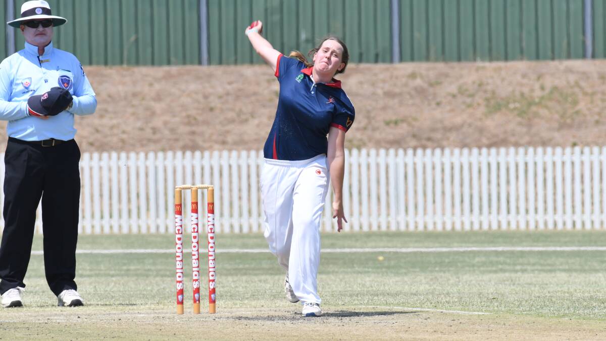 ROLL THE ARM OVER: Western Red's Tiarna Pavey hits the bowling crease against Penrith at Wade Park. Photo: CARLA FREEDMAN. 