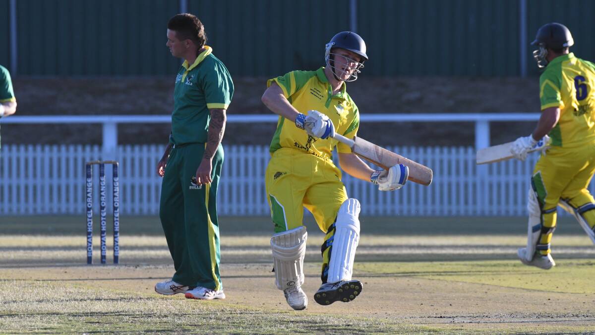 TURN AND GO: Sam Dwyer sets looks to turn for two during his side's smashing of Centennials Bulls at Wade Park earlier this season. Dwyer and Mick Delaney put on a 139-run stand in the match. Photo: JUDE KEOGH