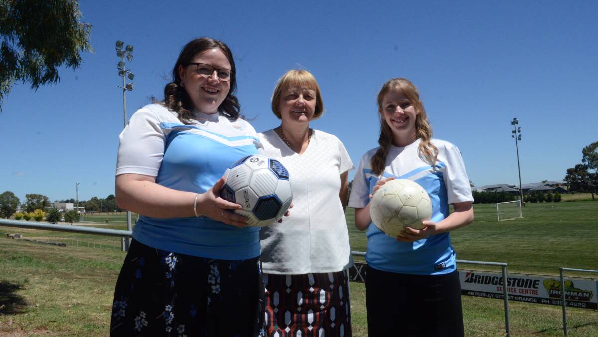 BACK AGAIN: Daina Reid, Robyn Churchland and Ashleigh Fiene from Waratahs are looking forward to a women's soccer competition in Orange this year. Photo: RILEY KRAUSE.