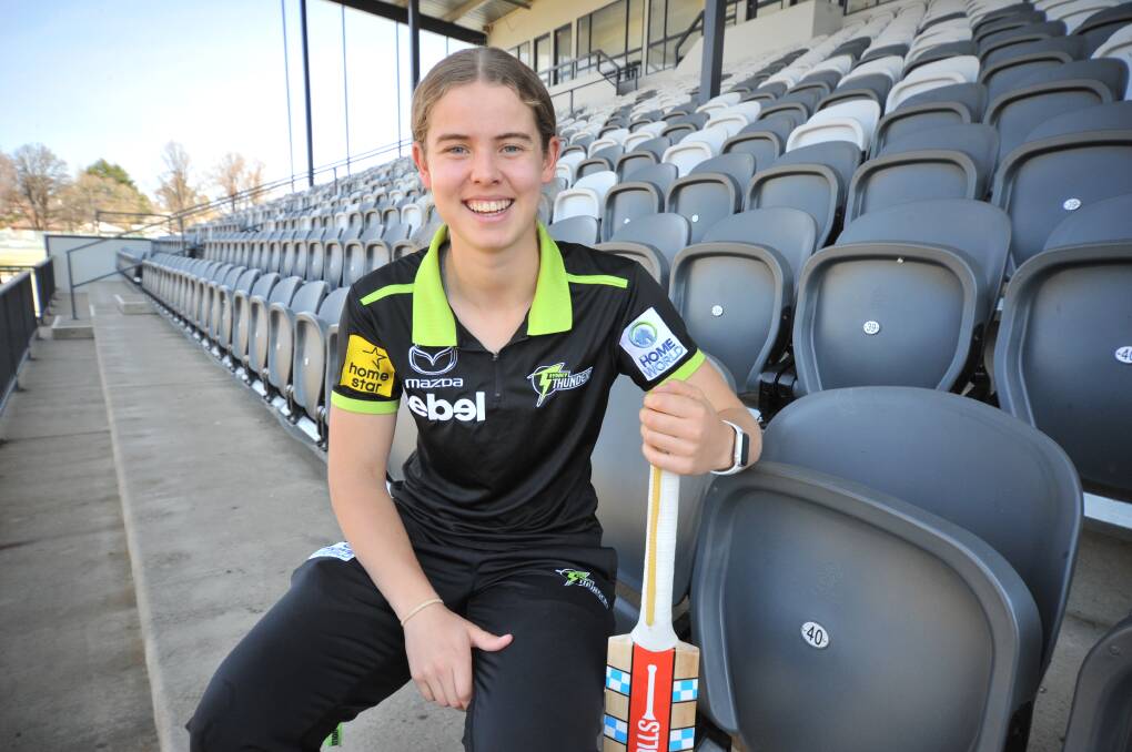 ONE DOWN: Phoebe Litchfield and the Sydney Thunder kicked off their WBBL|07 season with a loss to the Adelaide Strikers. Photo: JUDE KEOGH.