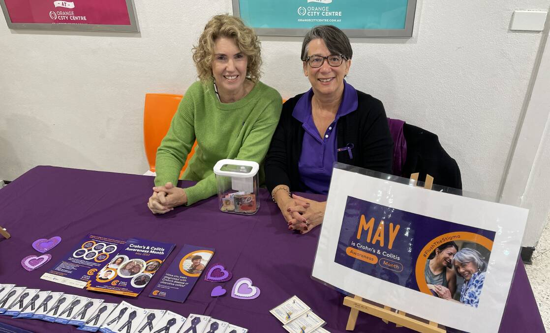 HELP: Wendy McKern and Cassandra Anslow were at the Orange City Centre last weekend to raise awareness of inflammatory bowel diseases. Photo: RILEY KRAUSE.