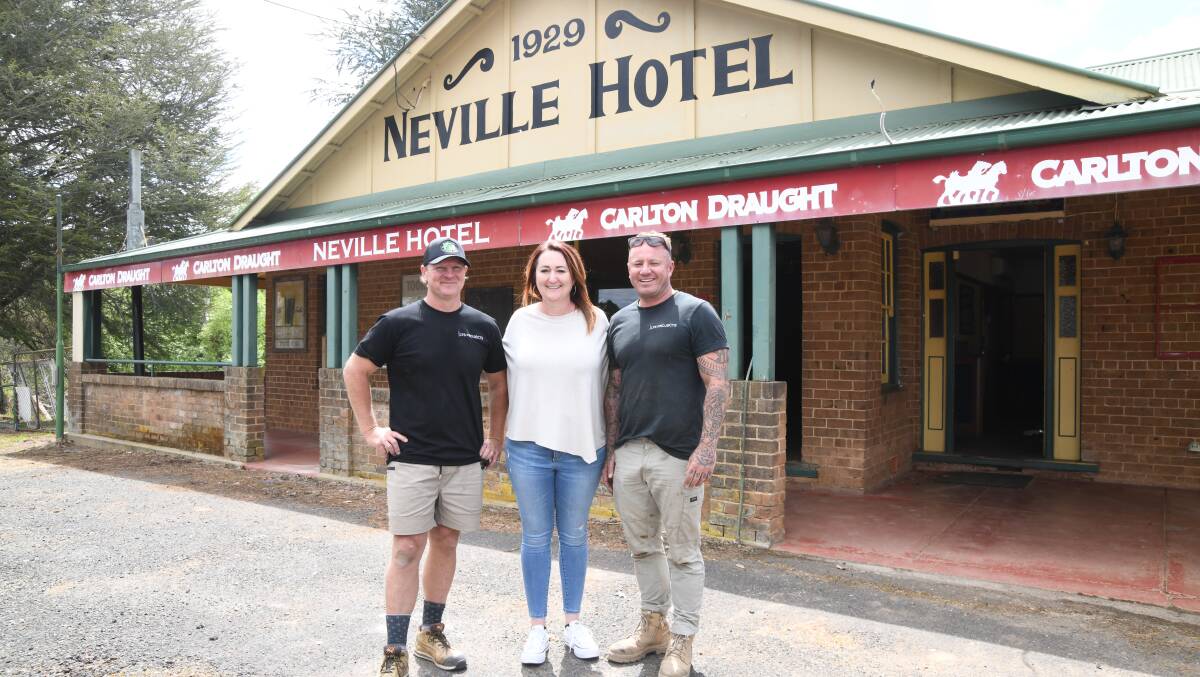 Joe Bishop, Gerry Hunter and Luke Symonds outside the Neville Hotel. Picture by Jude Keogh