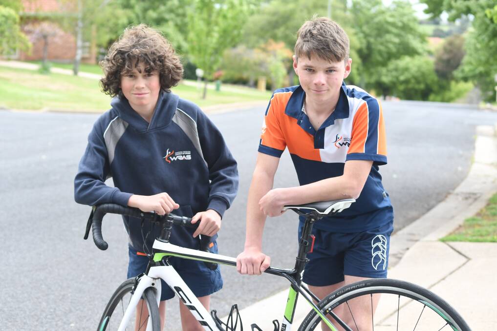 EFFORT: Brothers Lachlan and Cameron Crump were selected in the Western Region Academy of Sport 2022 cycling squad. Photo: JUDE KEOGH.