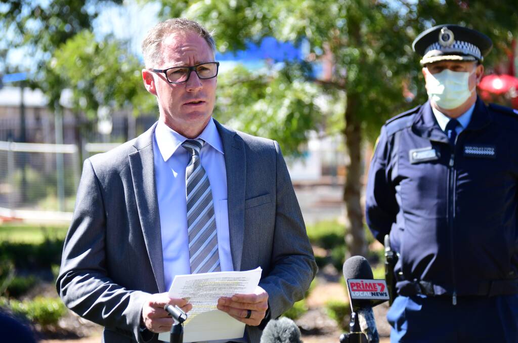 WORRYING FIGURES: Western NSW Local Health District chief executive Scott McLachlan addressing the media. Photo: BELINDA SOOLE.