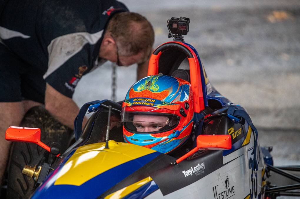 BATTLE: Cody Burcher's (front) return to the track didn't go quite as planned when he took to Sydney Motorsport Park over the weekend for the NSW Formula Ford Championship. Photo: INSYDE MEDIA. 