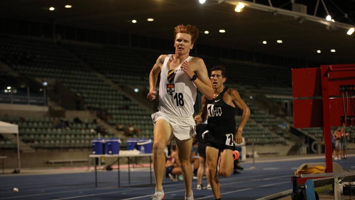 Connor Whiteley was determined to run his best in the NSW State Championship 5000m race. Picture by Greg Griffis/Atletics NSW. 