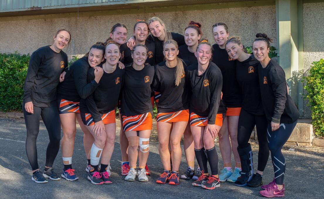 GREAT GOING: Back: Lana McCarthy, Katie Matthews, Olivia Dolbel, Abby Tilburg, Milly Wilcox, Daniel Turner, Katie Matthews, Bailey -Rose Miller, Caitlin Knox; Front: Tegan Dray, Emily Williams, Ally Kaufman and Maddie Cole. Photo: CEC TILBURG PHOTOGRAPHY