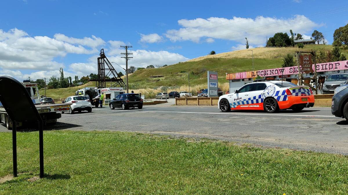 ONE INJURED: The scene of the crash near the Mitchell Highway. Photo: TROY PEARSON/TNV