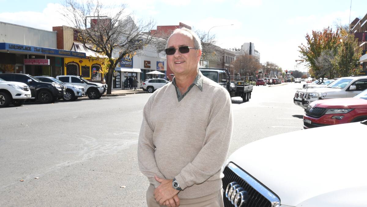 EXPERIENCE: Graham Kidson of Orange Driving School has been an instructor for 14 years and says roundabouts are the big issue about drivers. Photo: JUDE KEOGH.