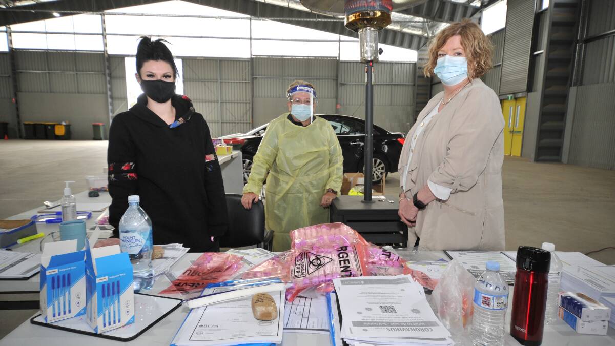 THANK YOU: Sharna Morton, Donna Cargill and Dianne O'Neill down at the Orange Showground where COVID testing is being done. Photo: JUDE KEOGH 