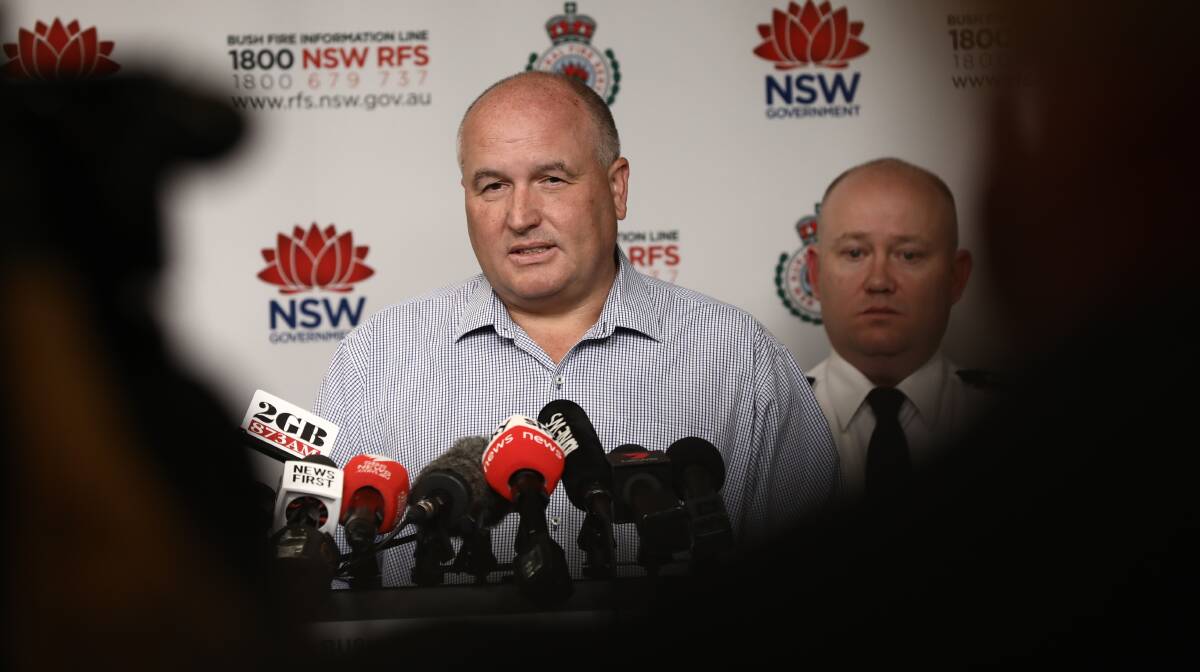 POLICE BLITZ: Minister for Police and Emergency Services David Elliott with RFS Commissioner Shane Fitzsimmons. Photo: FILE PHOTO
