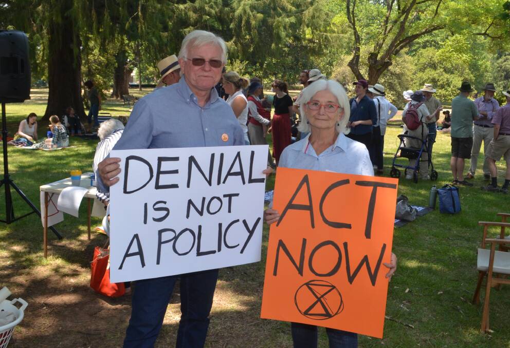 CALLING FOR ACTION: Professor Roy Tasker and Kate Allan at the meeting in Cook Park. Photo: DAVID FITZSIMONS