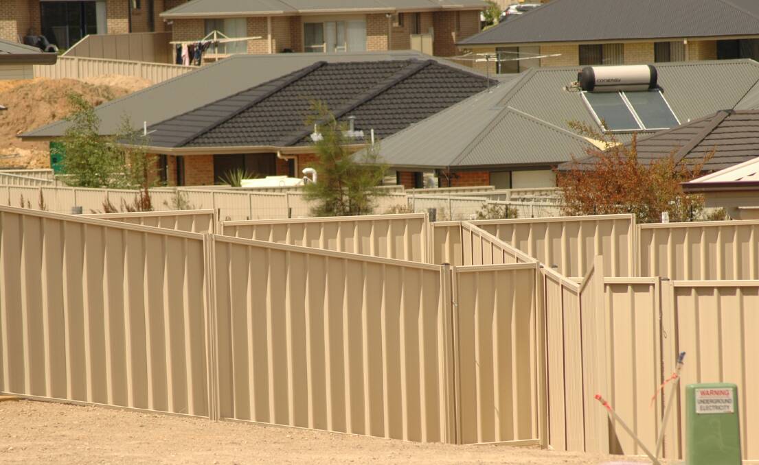 EVERYWHERE: Colorbond fencing is ruling the roost in new Orange residential developments but some councils in NSW have banned it.