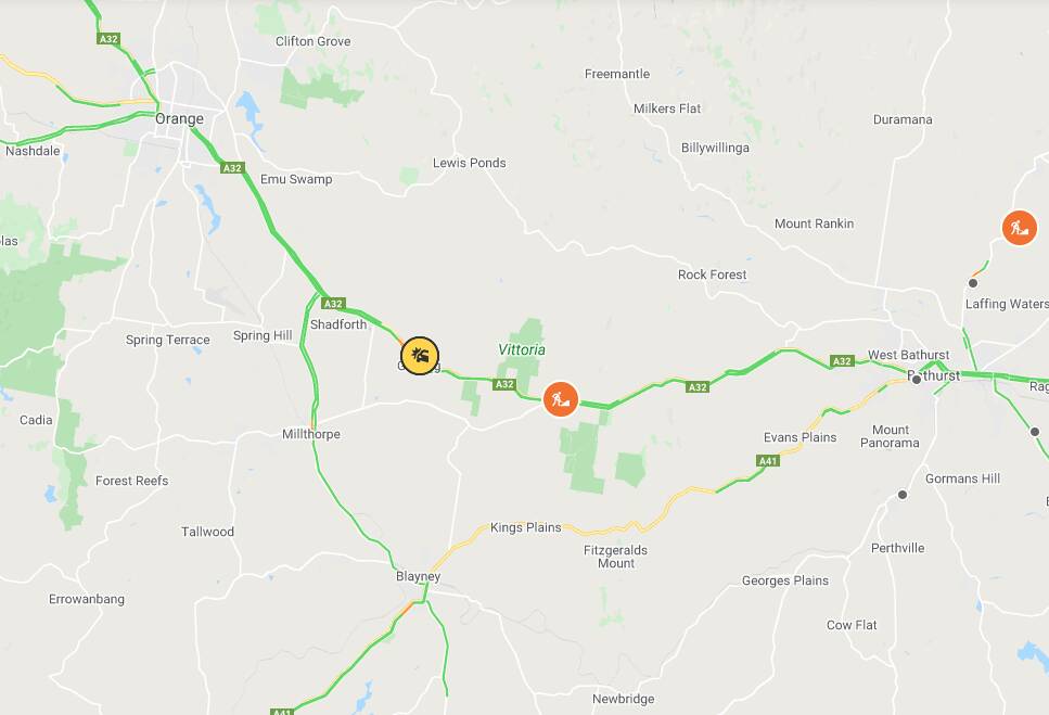 A truck has crashed into a guard rail on the Mitchell Highway affecting traffic in both directions. Image: Live Traffic.