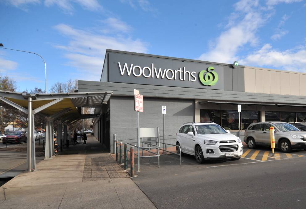 BAG SNATCHER: The victim had her backpack stolen from a shopping trolley at Woolworths. PHOTO: JUDE KEOGH