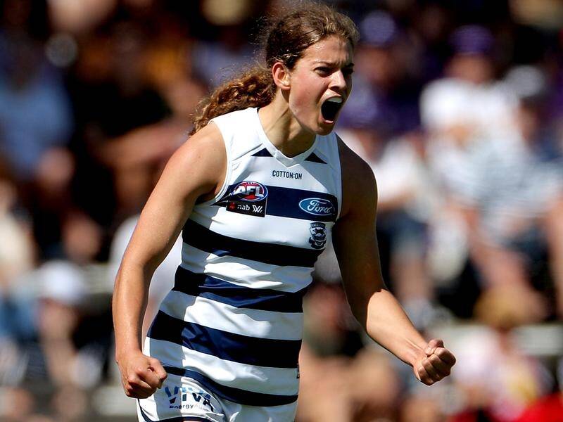 Cats claw way to AFLW win over Bulldogs | Central Western Daily ...