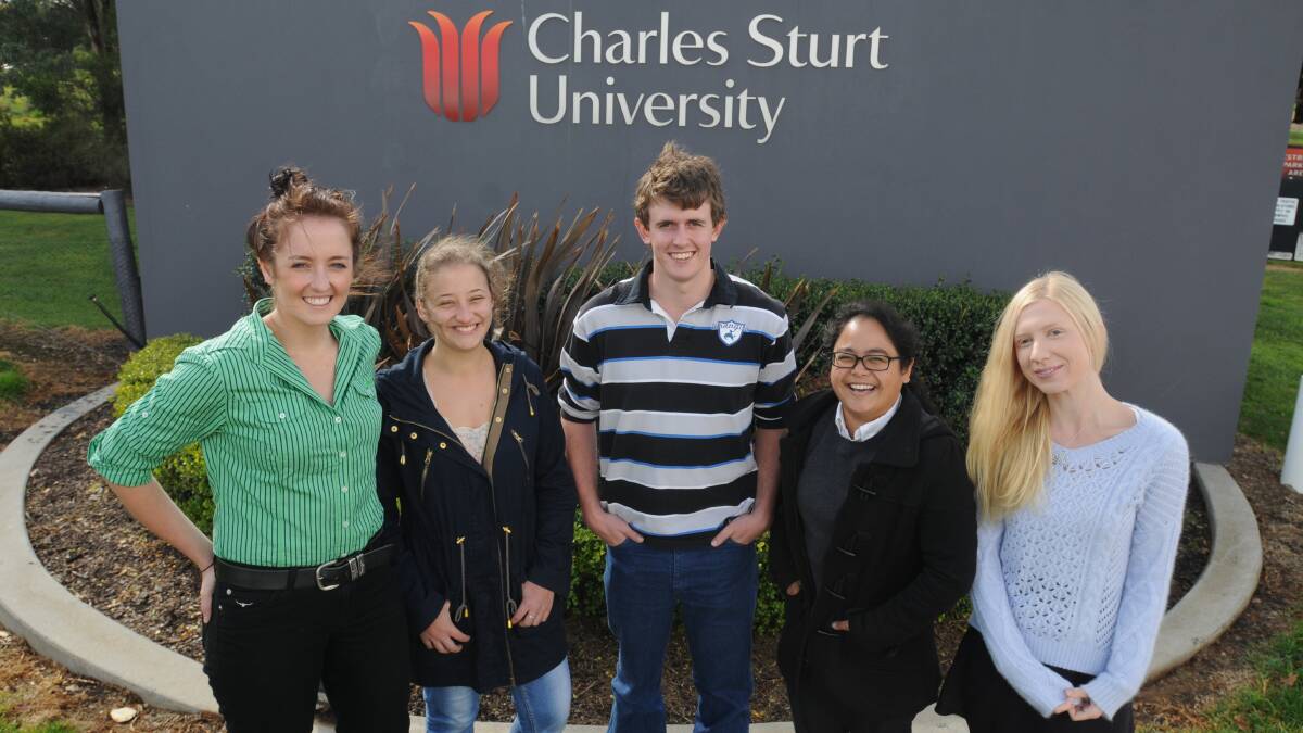 RURAL SUPPORT: Orange Charles Sturt University campus students Rachel Laws, Brigid O’Reilly, James Taylor, Nicole Contemplacion and Elise Burns are involved in a newly formed support group. Photo: STEVE GOSCH 			    0528sgcsu2