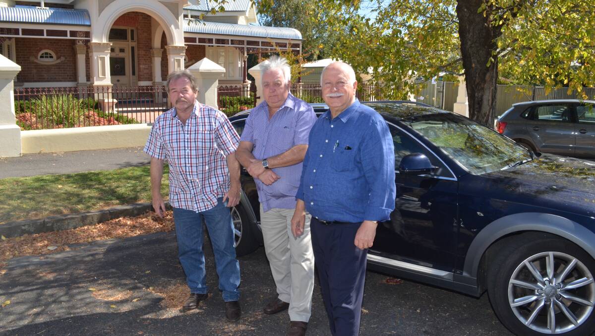 PATIENT PRESSURE: Councillors Kevin Duffy, Ron Gander and Chris Gryllis want timed parking investigated surrounding the Department of Primary Industries. Photo: DANIELLE CETINSKI