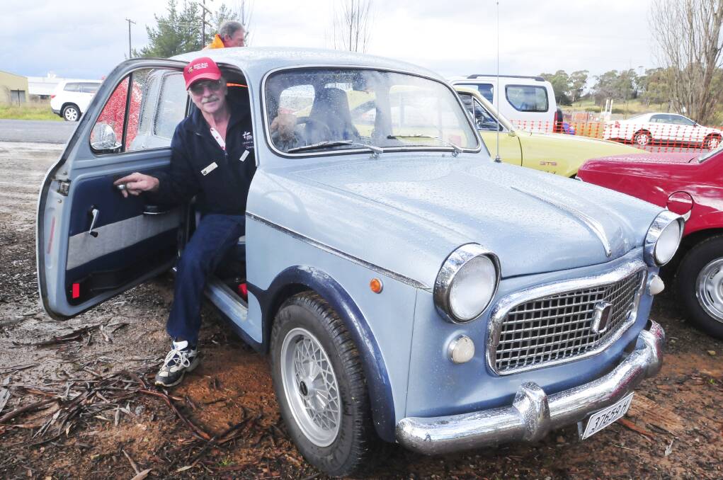 Motoring enthusiasts gather to pay tribute to an automotive icon