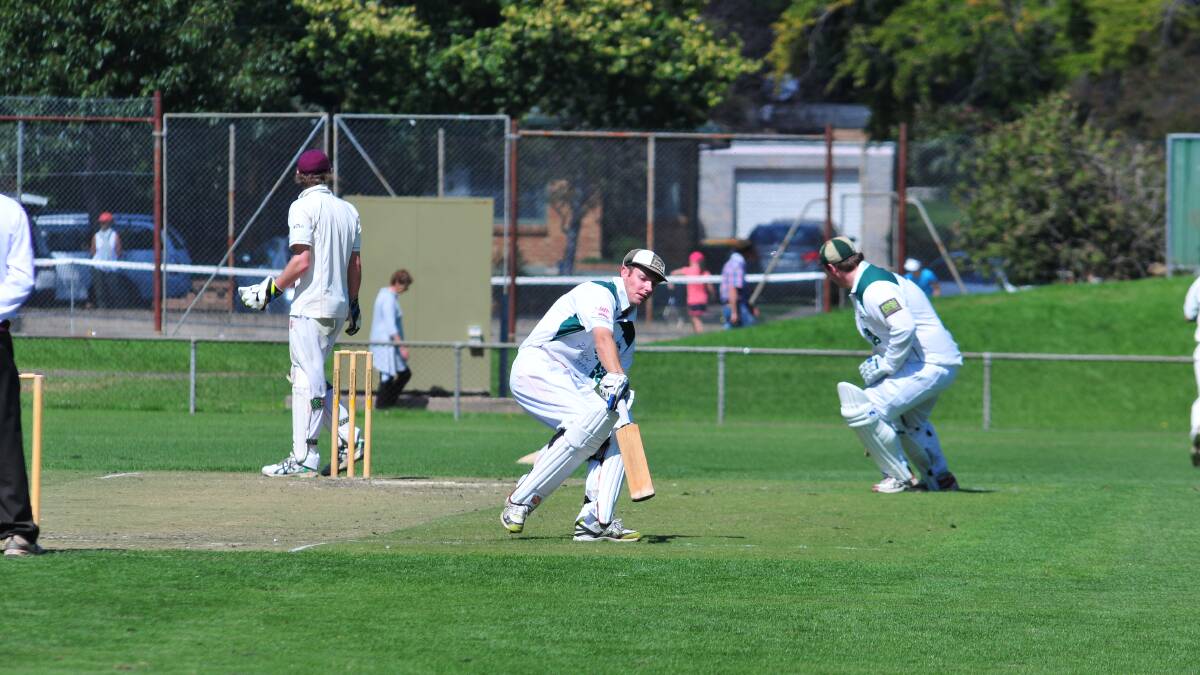 FIRST GRADE: Orange City duo Shaun Grenfell and Matt Findlay complete a run against Cavaliers at Wade Park on SUnday. Photo: JUDE KEOGH