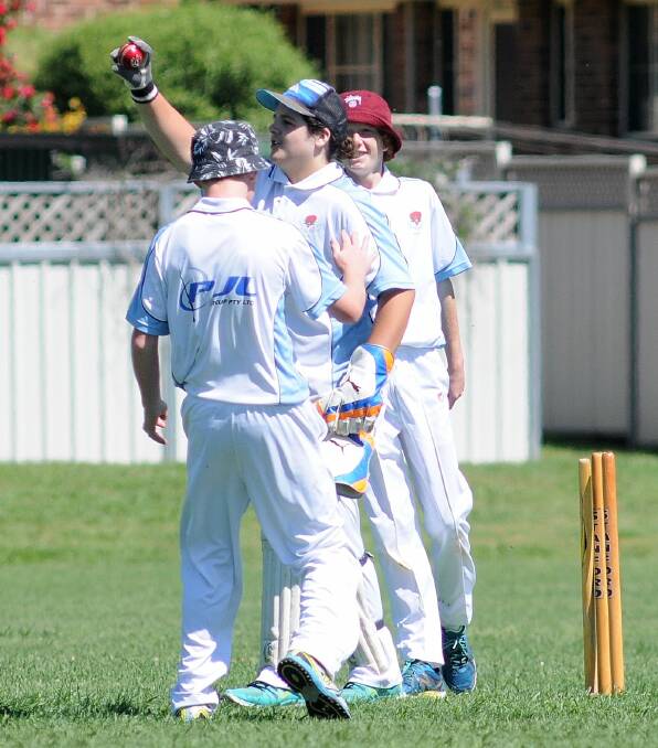 The Central Western Daily's photos from Saturday morning's junior cricket and softball
