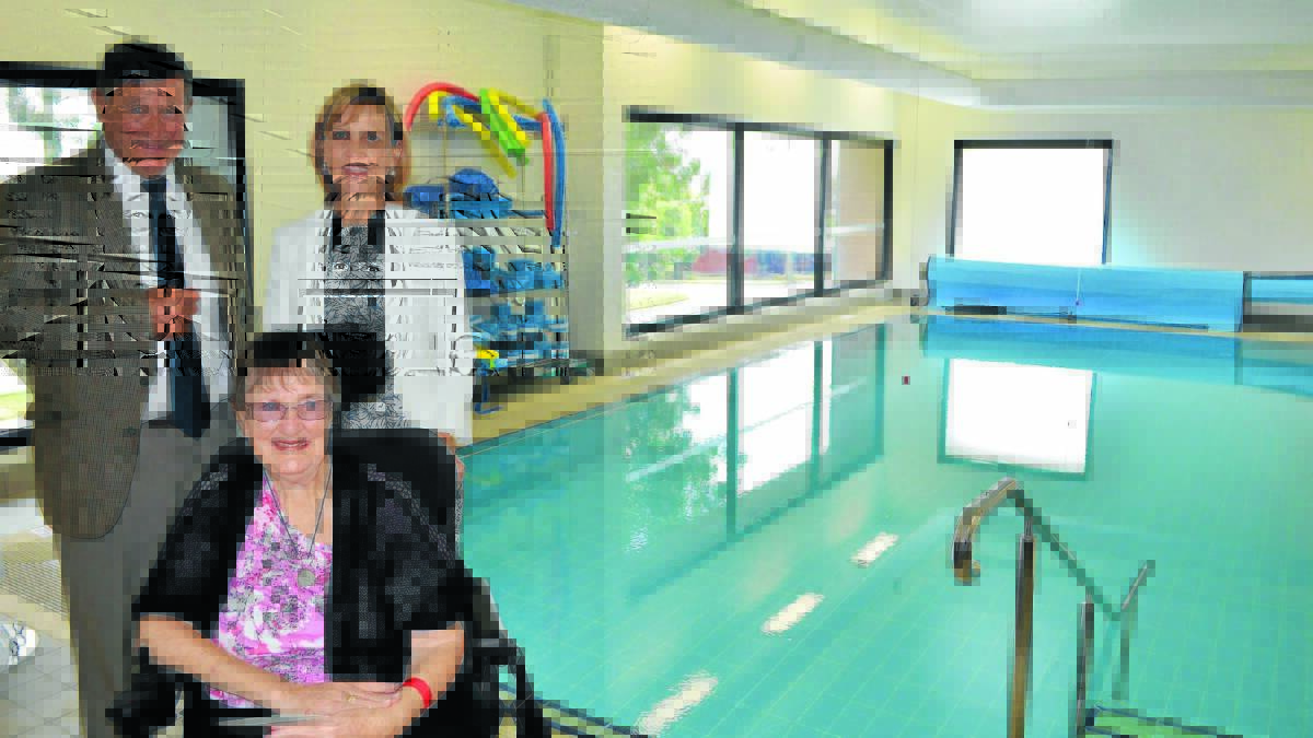 NOW OPEN: Dudley Private Hospital hydrotherapy pool user Maureen Hume with member for Calare John Cobb and Dr Fran Gearon, rehabilitation physician and chair of the hospital’s Medical Advisory Committee, at the official opening of the pool yesterday. Photo: BRYANT HEVESI                   0313bhdudley1