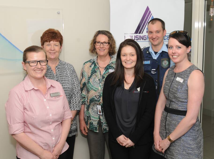 A SAFER PATH: Penny Dordoy, Michelle Hunt, Anne Smart, Erin Beadman, Senior Constable Granton Smith and Karen Fahy are all working together to help stem domestic violence in Orange. Photo MARK LOGAN                            1007mlviolence