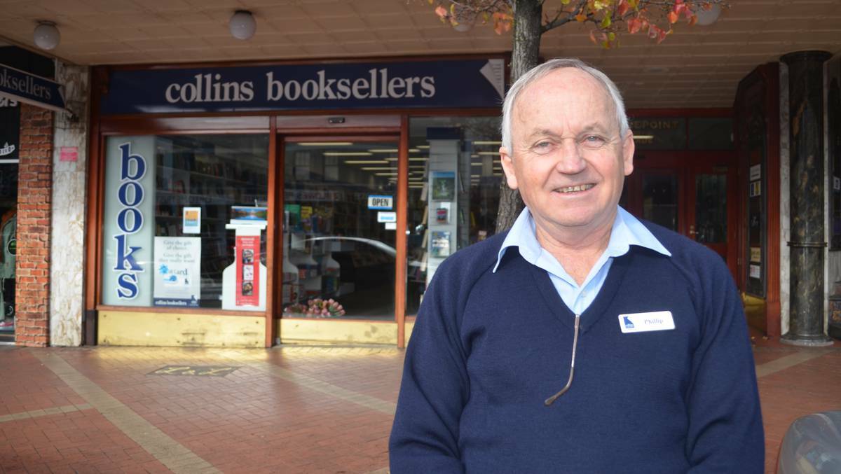 NO CHANGE: Collins Booksellers Orange owner Phillip Schwebel believes a median strip in Summer Street would be devastating for his business. Photo: LUKE SCHUYLER 0602lscollins