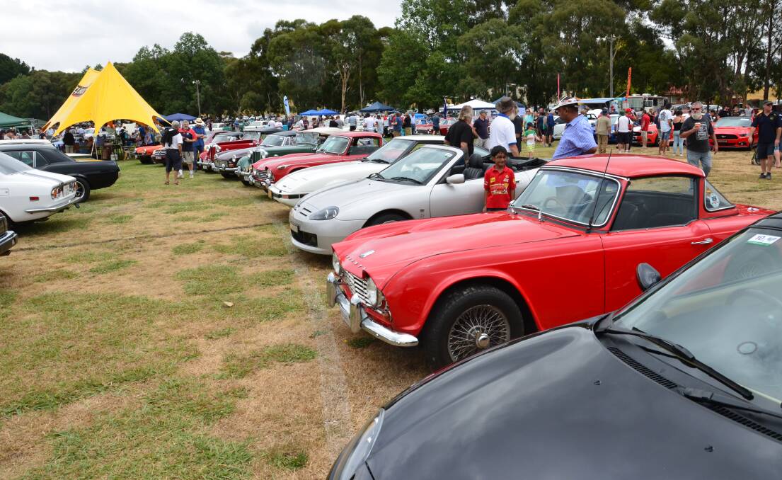 Thousands revved up for Gnoo Blas Classic Car Show | Gallery, Video ...