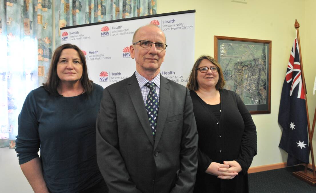 REVIEW: Chief Psychiatrist Dr Murray Wright (centre) with acting Southern NSW LHD CEO Julie Mooney (left) and National Mental Health Commissioner Jackie Crowe. Photo: JUDE KEOGH 0808jkhealth2