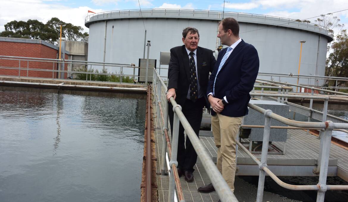 PLANNING: Orange City Council mayor Reg Kidd discussing water management with Nationals upper house member Sam Farraway.