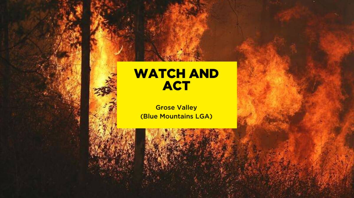 WARNING: The Gospers Mountain bushfire is spreading through the Grose Valley and is this new section is now known as the Grose Valley fire. A watch and act alert has been issued for both fires. Photo: FILE