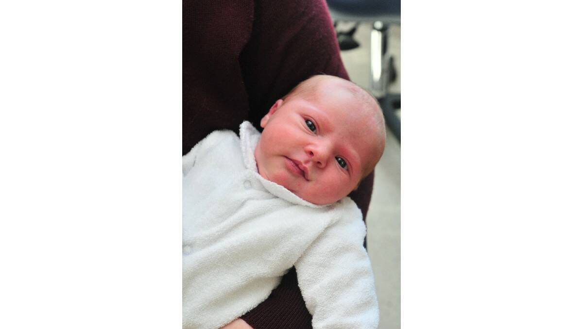 Ashleigh Maree Jean Weller, daughter of Kelly McDonald and Matthew Weller, was born on September 13.