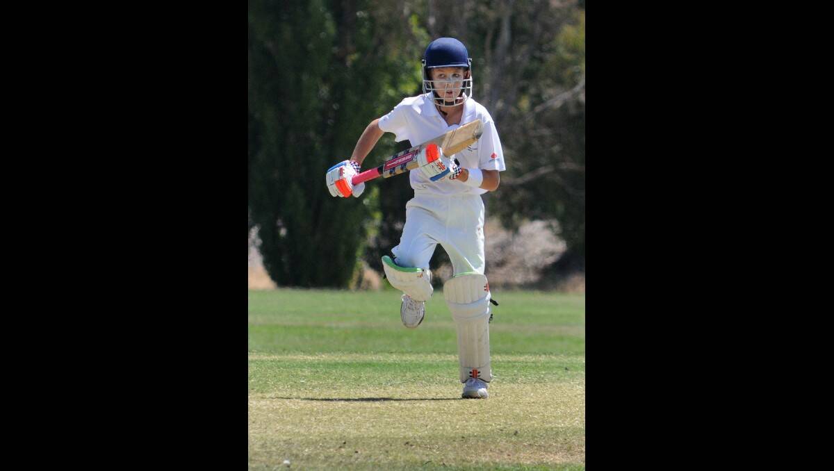 Ben Norris on the move as Orange played Lithgow at Sir Jack Brabham Park on Sunday. Photo: STEVE GOSCH